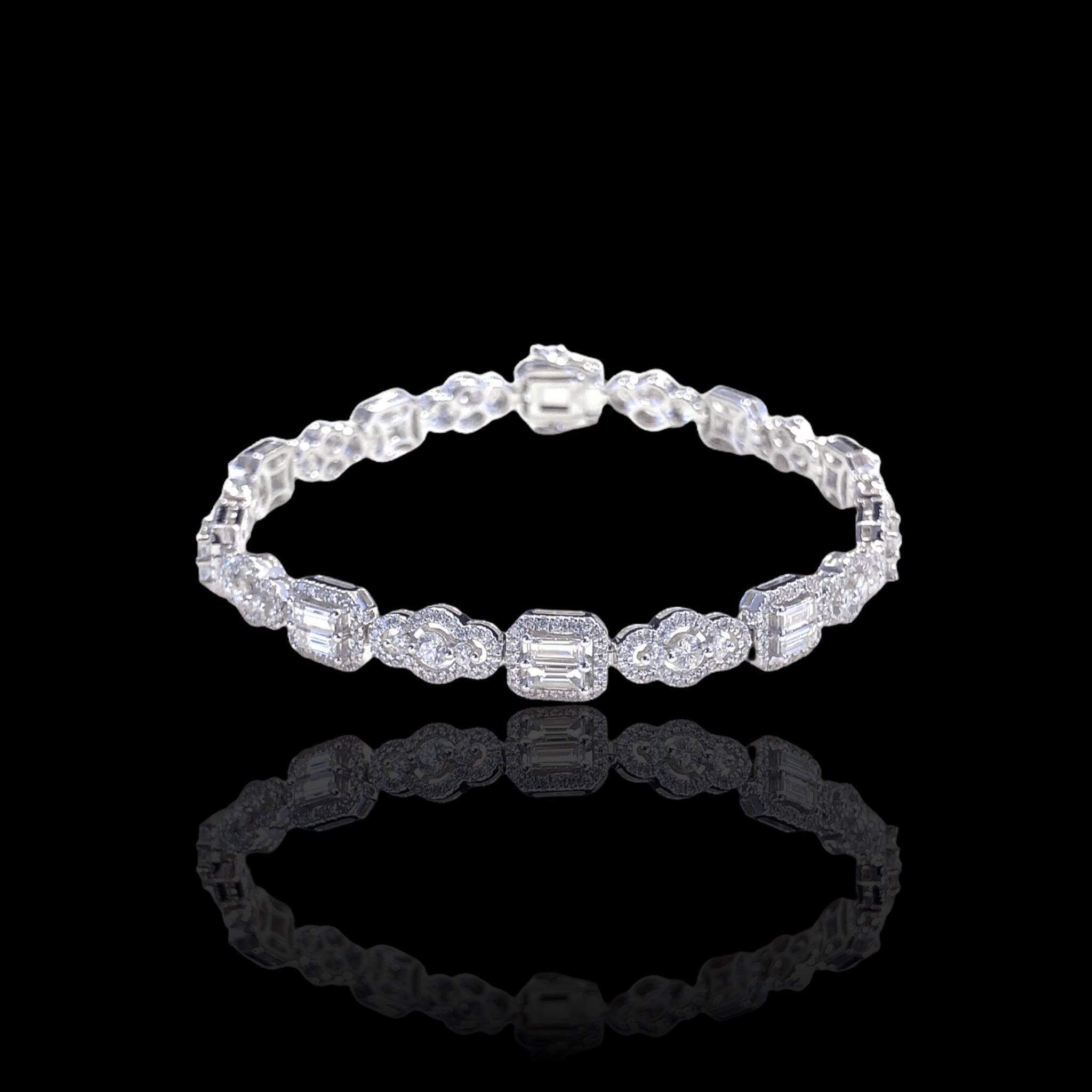 Baguette Cut Diamond Tennis Bracelet